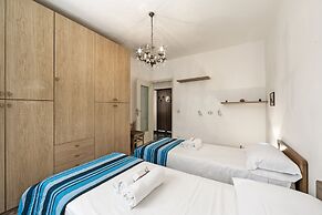 Viola Mare 50m From The Sea