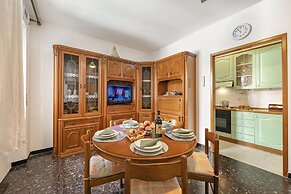 Viola Mare 50m From The Sea