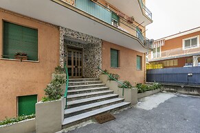 Viola Mare 50m From The Sea