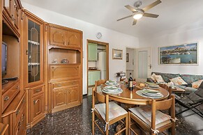 Viola Mare 50m From The Sea