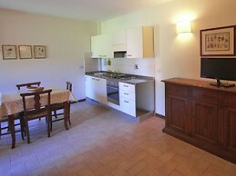 Apartment With Swimming Pool