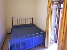 Apartment With Swimming Pool