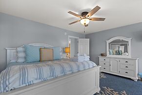 Barefoot West 3 Bedroom Duplex by RedAwning