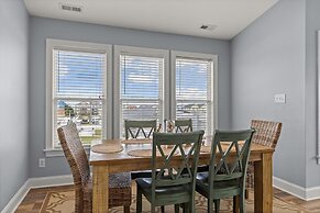 Barefoot West 3 Bedroom Duplex by RedAwning