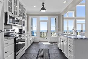 Shearwater 4 Bedroom Home by RedAwning