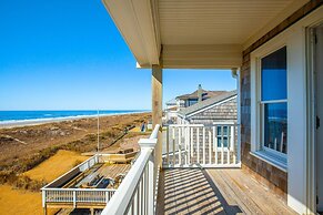 Shearwater 4 Bedroom Home by RedAwning