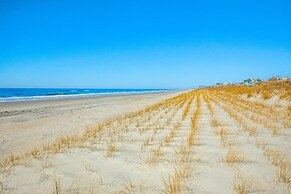 Shearwater 4 Bedroom Home by RedAwning