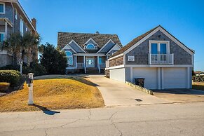 Shearwater 4 Bedroom Home by RedAwning