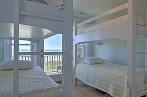 Shearwater 4 Bedroom Home by RedAwning