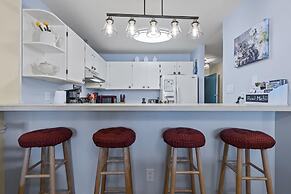 Point Prospect Shores 2 Bedroom Condo by RedAwning