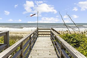 Point Prospect Shores 2 Bedroom Condo by RedAwning