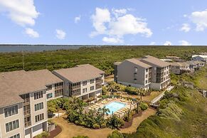 Point Prospect Shores 2 Bedroom Condo by RedAwning