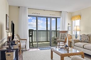 Point Prospect Shores 2 Bedroom Condo by RedAwning