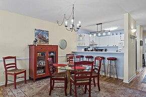 Point Prospect Shores 2 Bedroom Condo by RedAwning