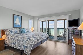 Maritime West C-33 3 Bedroom Condo by RedAwning