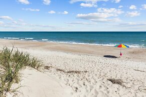 Maritime West C-33 3 Bedroom Condo by RedAwning