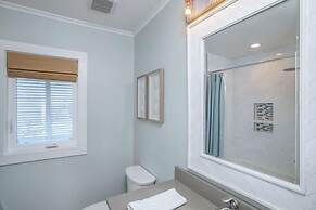 The Hanner 4 Bedroom Home by RedAwning