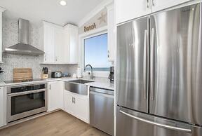 The Hanner 4 Bedroom Home by RedAwning