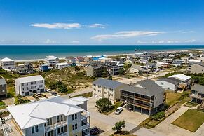 Barefoot Ventures 4 Bedroom Townhouse by RedAwning