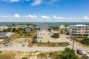 Barefoot Ventures 4 Bedroom Townhouse by RedAwning