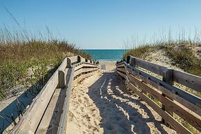 Barefoot Ventures 4 Bedroom Townhouse by RedAwning