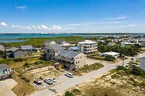 Barefoot Ventures 4 Bedroom Townhouse by RedAwning