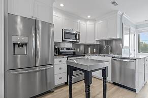 Barefoot Ventures 4 Bedroom Townhouse by RedAwning