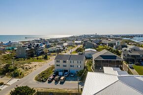 Barefoot Ventures 4 Bedroom Townhouse by RedAwning