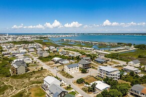 Barefoot Ventures 4 Bedroom Townhouse by RedAwning