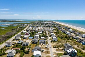 Barefoot Ventures 4 Bedroom Townhouse by RedAwning