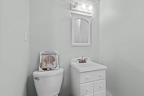 Barefoot Ventures 4 Bedroom Townhouse by RedAwning