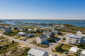 Barefoot Ventures 4 Bedroom Townhouse by RedAwning