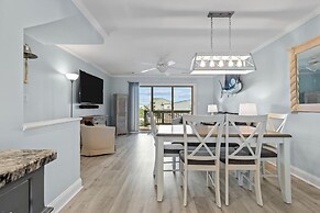 Barefoot Ventures 4 Bedroom Townhouse by RedAwning