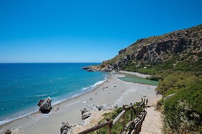PREVELI DIONYSSOS ROOMS