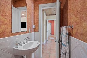 The Amadeus 5 Bedroom Home by RedAwning