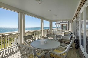 The Amadeus 5 Bedroom Home by RedAwning