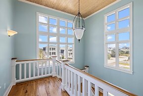 The Amadeus 5 Bedroom Home by RedAwning