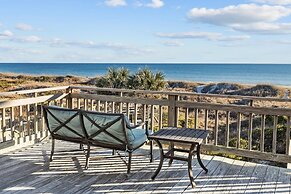 Seabiscuit 5 Bedroom Home by RedAwning