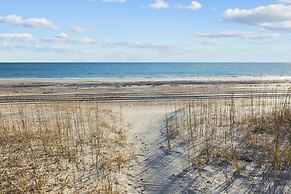 Seabiscuit 5 Bedroom Home by RedAwning