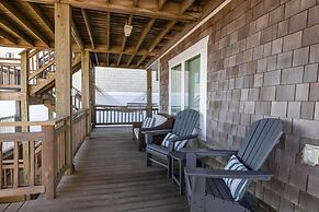 Seabiscuit 5 Bedroom Home by RedAwning