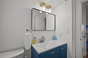 Seabiscuit 5 Bedroom Home by RedAwning