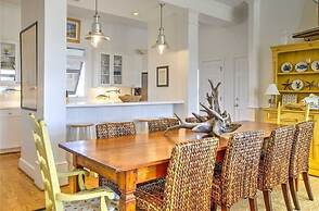 Nash Cottage 6 Bedroom Home by RedAwning