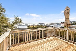 Gotta Getaway 3 Bedroom Home by Redawning