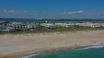 Seaspray 352 2 Bedroom Condo by Redawning