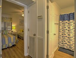 Seaspray 352 2 Bedroom Condo by Redawning