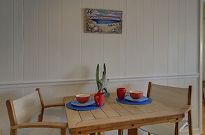 Seaspray 352 2 Bedroom Condo by Redawning