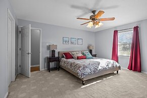 Otter Banks Retreat 3 Bedroom Home by RedAwning