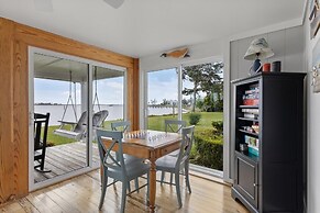 Harolds House 4 Bedroom Home by RedAwning