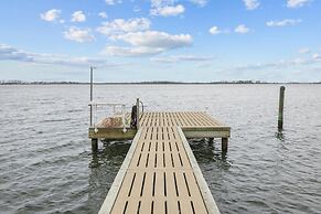 Harolds House 4 Bedroom Home by RedAwning