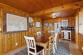 Harolds House 4 Bedroom Home by RedAwning